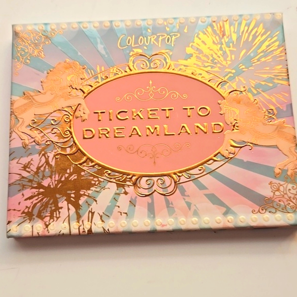 Colourpop eyeshadow pallet